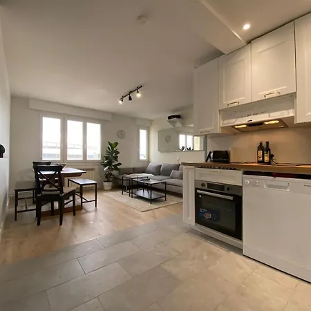 Grand Standing Centre Arena * Reims